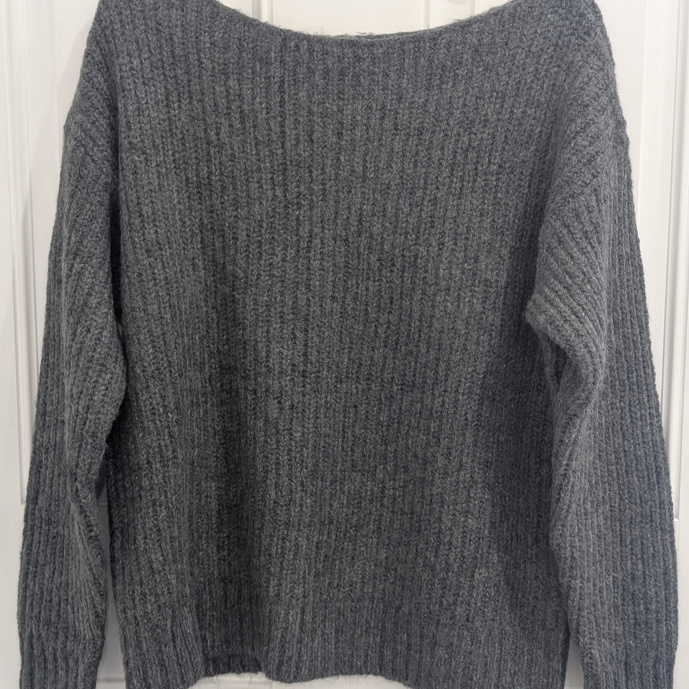 Old Navy Charcoal Women's Crew Neck Sweater Medium